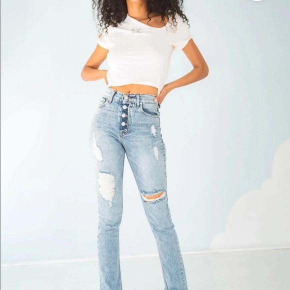 Distressed Jeans - Picture 2 of 4